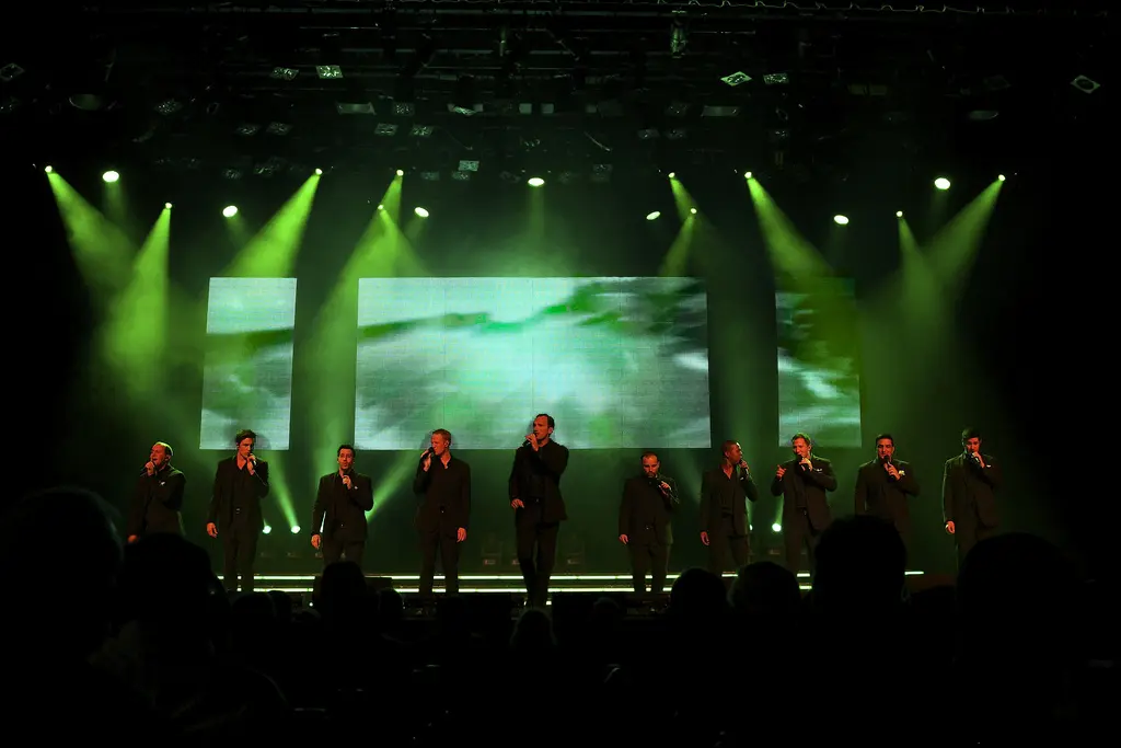 Straight-No-Chaser-04